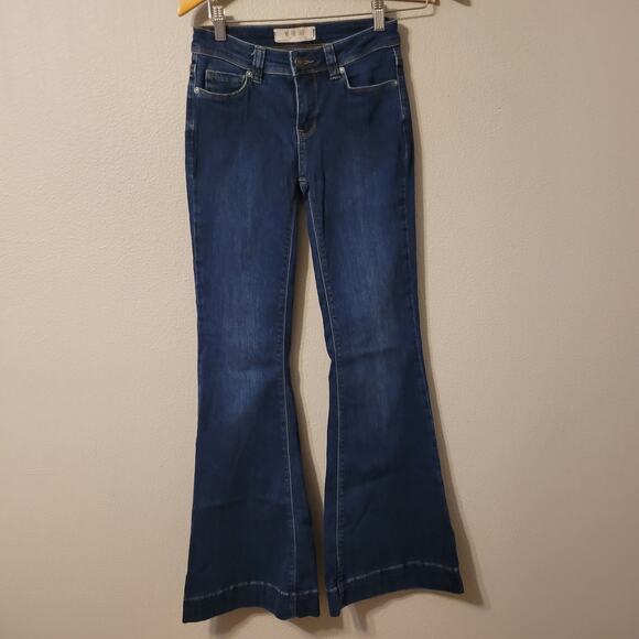 We The‎ Free Womens High Rise Flare Jeans Size 26 Dark Wash Hippie 70S Style - Picture 1 of 9